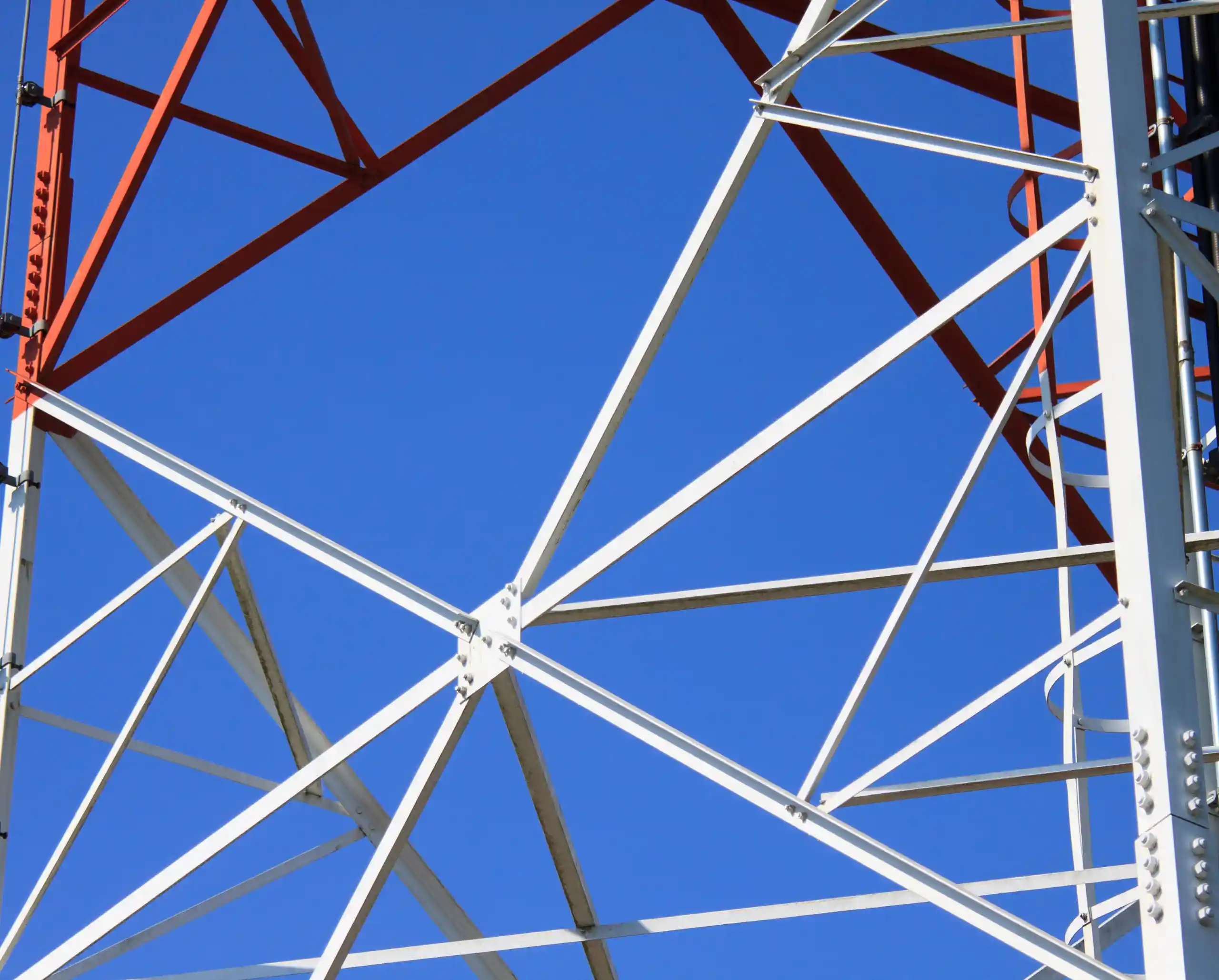 Tragende Konstruktionen und komplette Infrastrukturprojekte